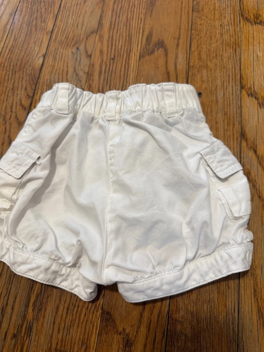 Burberry baby White Cargo Shorts with Check Trim size 6m cotton unisex